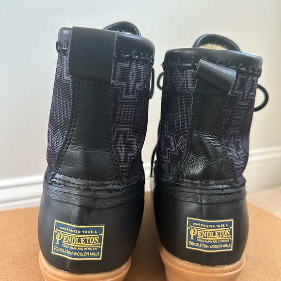 Pendleton Woolen Mills Duck Boots Sherpa Lined Womens Size 8 - Picture 4 of 6